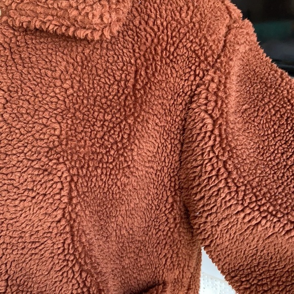 Elodie Nordstrom faux shearling rust brown, zip closure, pocket, collar jacket. - Picture 7 of 16